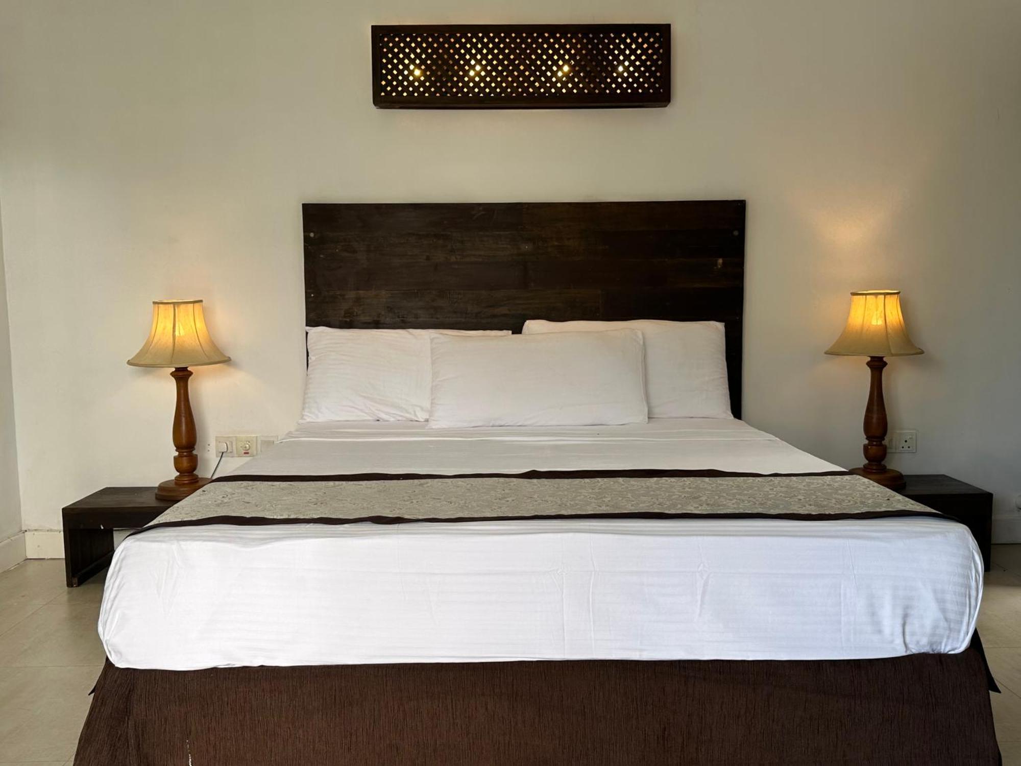 Amaluna Resorts Negombo Eksteriør bilde