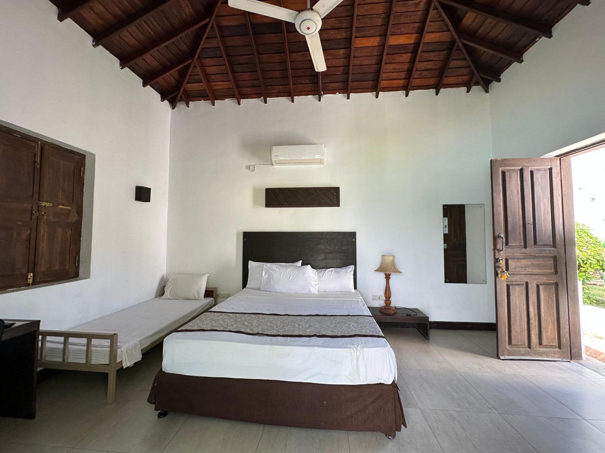 Amaluna Resorts Negombo Eksteriør bilde
