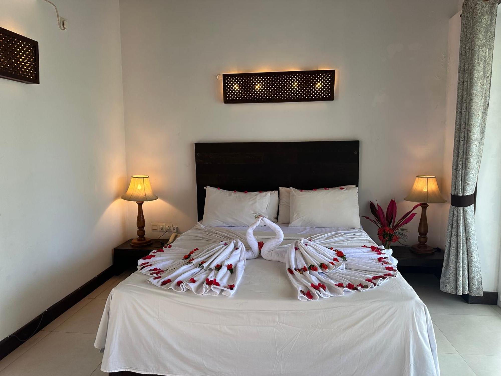 Amaluna Resorts Negombo Eksteriør bilde